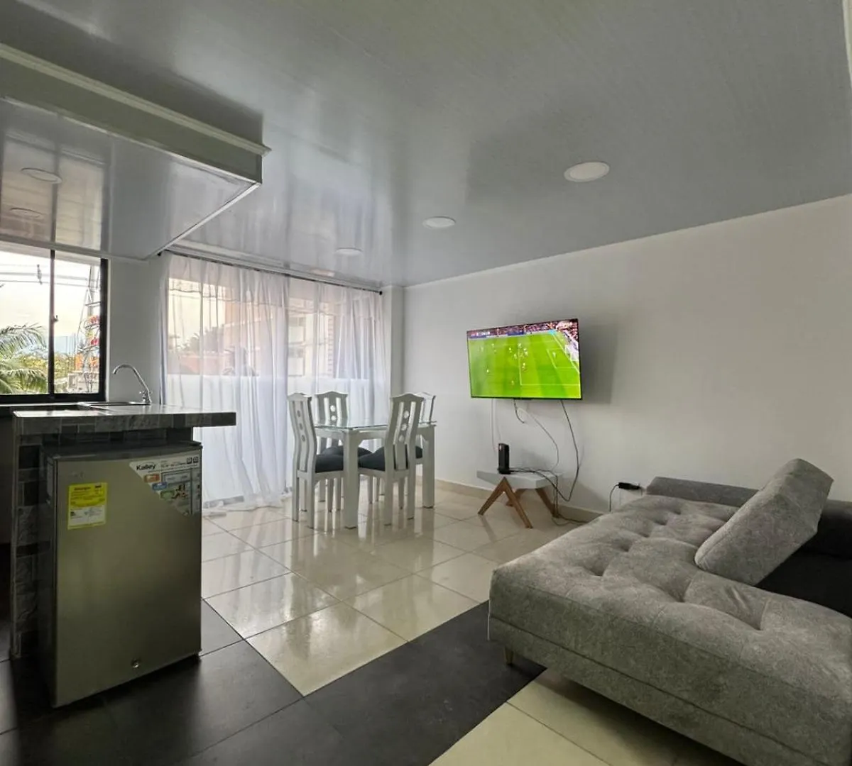 Апартаменты Urbanloft Medellin Family